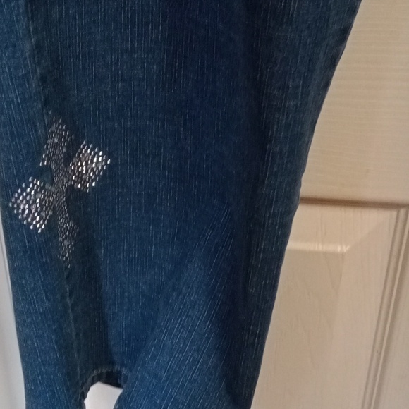 JEANS BY Quacker Factory - Picture 3 of 6